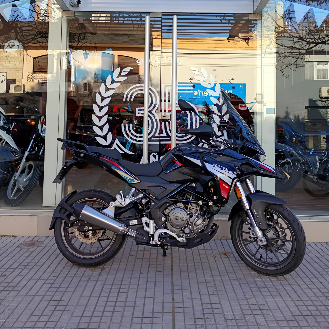 Moto Benelli TRK 251 Mod 2022 - Imagen 2