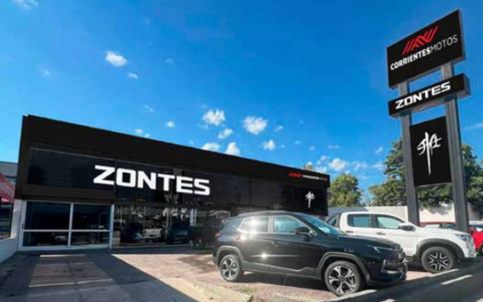 Fachada de Zontes Corrientes Motos Córdoba, en Av. Sagrada Familia 1012